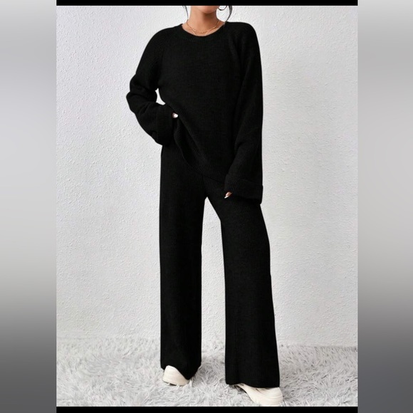 Two-piece outfit set - Picture 3 of 6